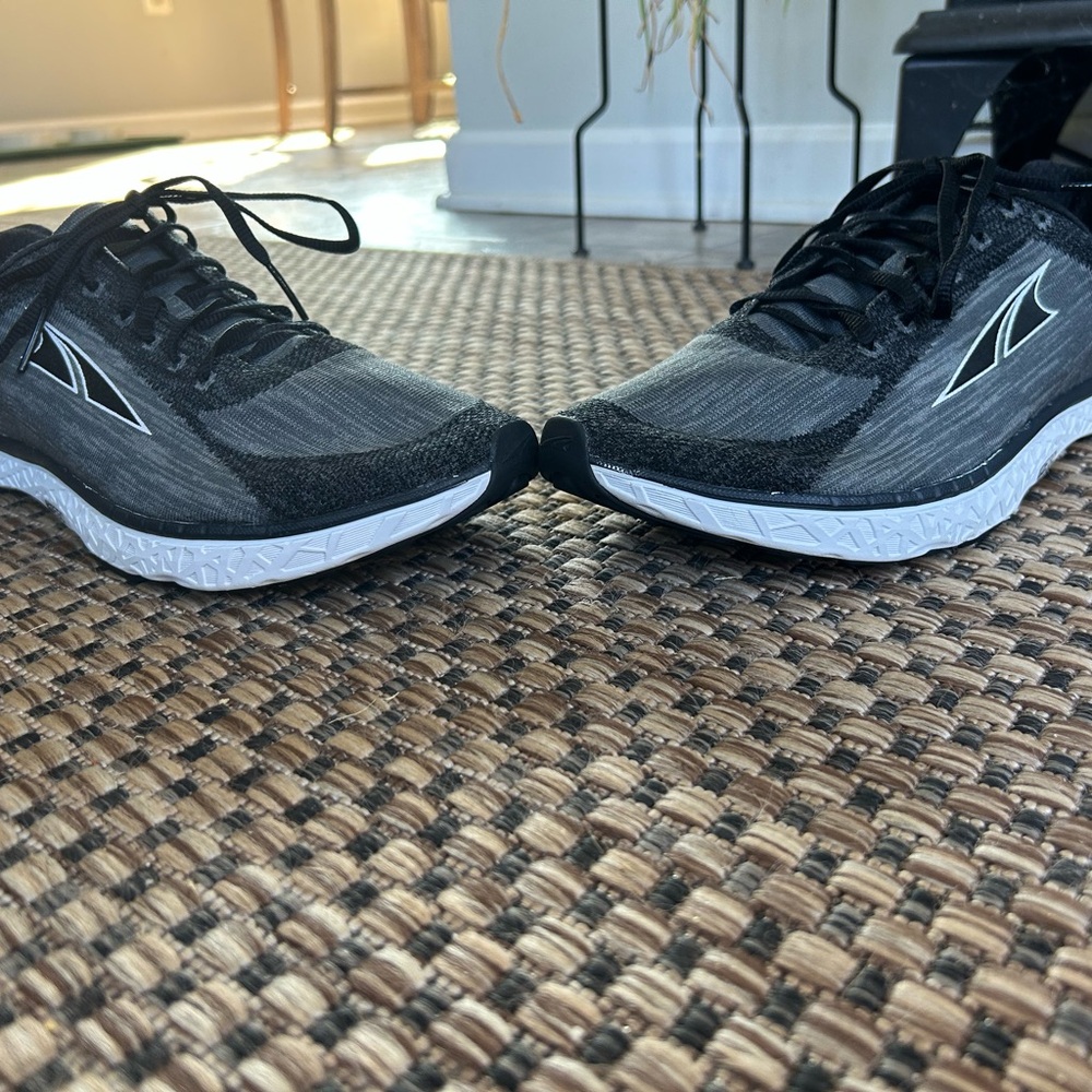 Altra Escalante Running Shoes M 11